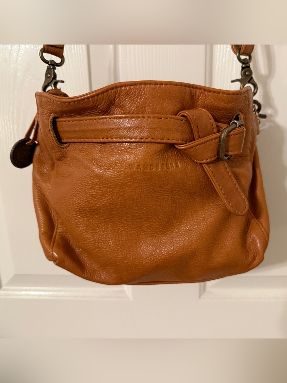 Wanderers Madrid Tan Leather Shoulder Tote and card holder